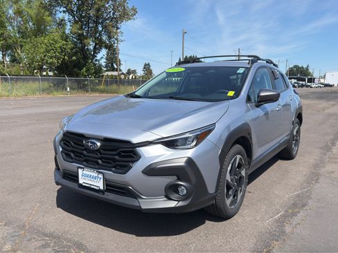 Used 2024 Subaru Crosstrek 2.5i Limited w/ Crosstrek Mirror Package AWD/4WD image 4