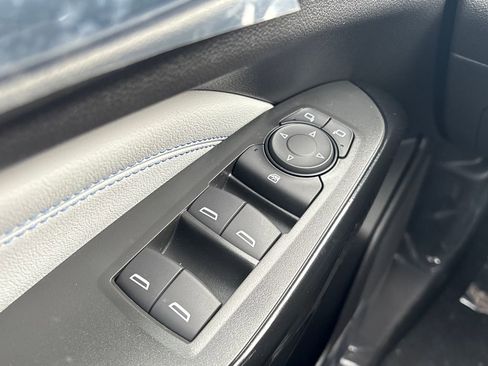 Certified 2026 Chevrolet Trax LT w/ Sunroof Package image 30