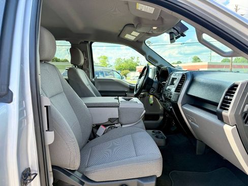 Used 2017 Ford F150 XLT w/ Equipment Group 301A Mid AWD/4WD image 9