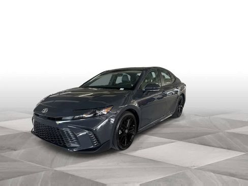 Used 2025 Toyota Camry SE w/ Multimedia Upgrade Package FWD image 4