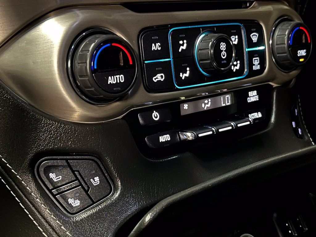 Used 2019 GMC Yukon Denali w/ Denali Ultimate Package AWD/4WD image 14