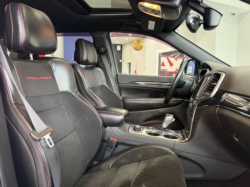 Used 2017 Jeep Grand Cherokee Trailhawk image 22
