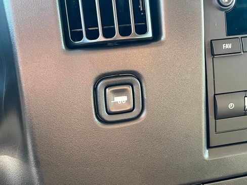 New 2025 GMC Savana 3500 Extended w/ Driver Convenience Package image 12