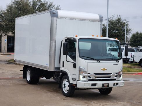 New 2024 Chevrolet Low Cab Forward image 2