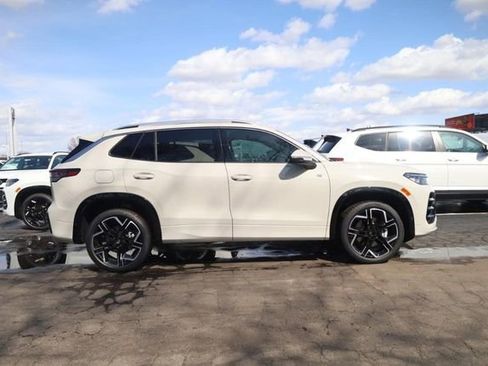 New 2026 Volkswagen Tiguan SEL R-Line image 4