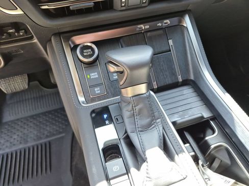 Used 2025 Lexus GX 550 w/ Accessory Package (Z1) AWD/4WD image 30