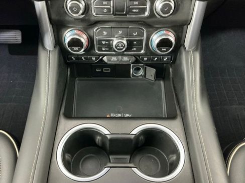Used 2021 GMC Yukon SLT w/ SLT Luxury Plus Package RWD image 23
