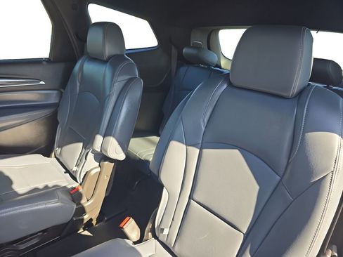Used 2024 Buick Enclave Premium image 14