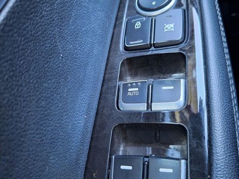 Used 2016 Kia Sorento LX w/ LX Convenience Package image 19