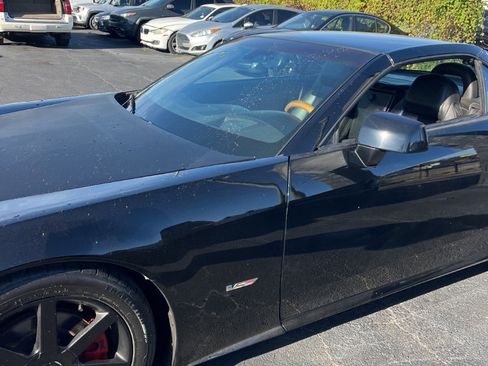 Used 2004 Cadillac XLR image 11