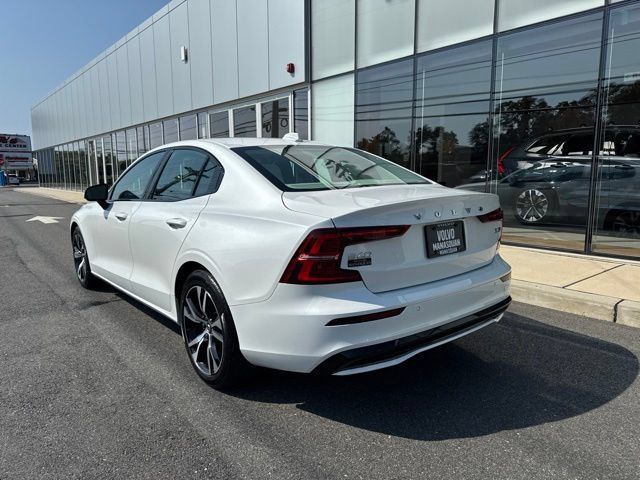 Used 2025 Volvo S60 B5 Core AWD/4WD image 3