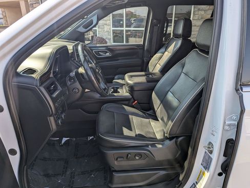 Used 2022 Chevrolet Tahoe Premier AWD/4WD image 11