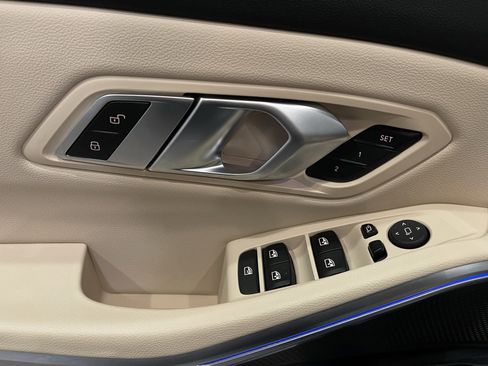 Used 2022 BMW 330i xDrive Sedan w/ Premium Package 2 image 11