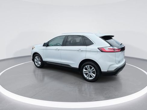 Used 2019 Ford Edge SEL w/ Equipment Group 201A FWD image 6