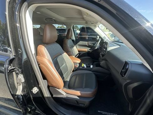 Used 2023 Ford Bronco Sport Outer Banks w/ Tech Package AWD/4WD image 13