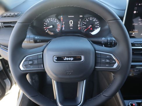 New 2026 Jeep Compass Latitude AWD/4WD image 3