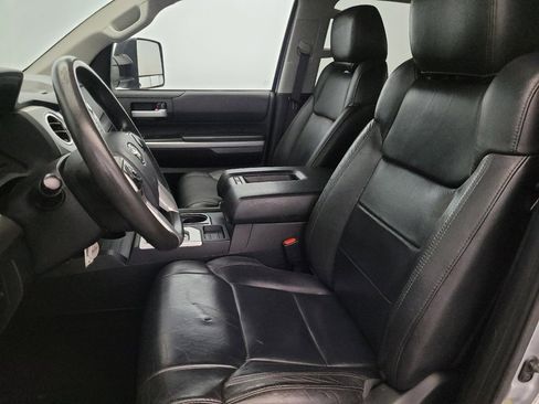 Used 2014 Toyota Tundra SR5 w/ SR5 Upgrade Package image 17