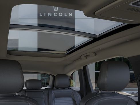 New 2026 Lincoln Nautilus Reserve w/ Jet Appearance Package AWD/4WD image 22