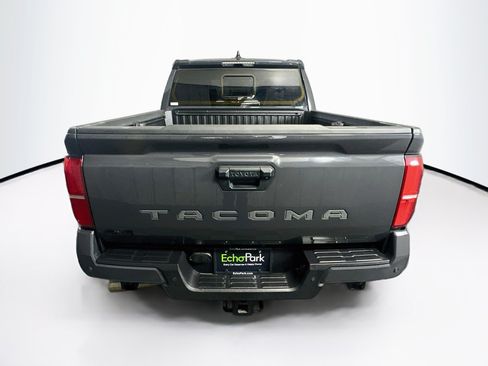 Used 2024 Toyota Tacoma TRD Sport AWD/4WD image 7