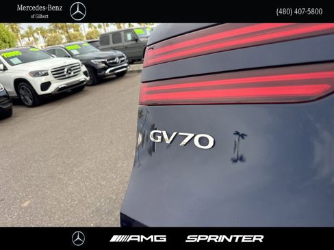 Used 2025 Genesis GV70 2.5T AWD/4WD image 6