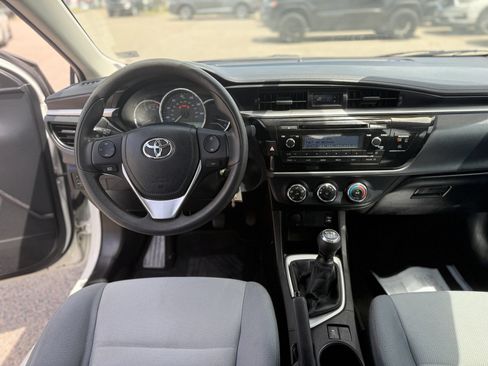 Used 2014 Toyota Corolla L FWD image 17