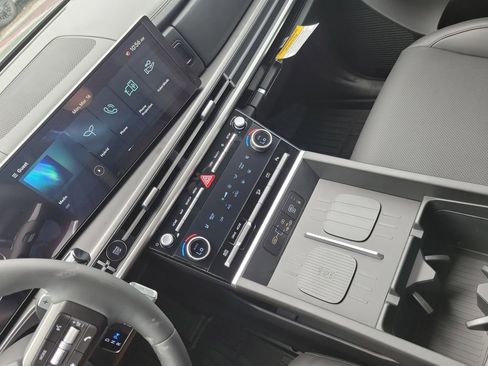 New 2026 Hyundai Santa Fe SEL FWD image 30