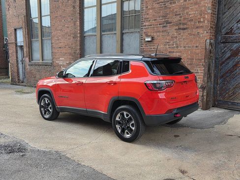 Used 2018 Jeep Compass Trailhawk w/ Navigation Group image 20