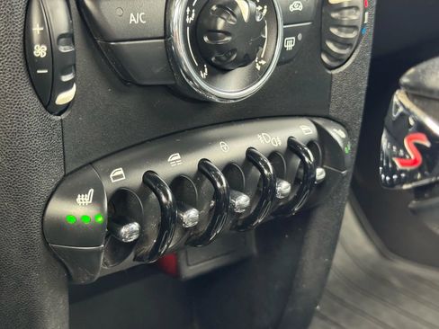 Used 2013 MINI Cooper S image 36