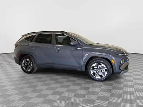Used 2026 Hyundai Tucson SEL FWD image 13