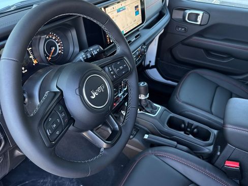 New 2026 Jeep Wrangler Unlimited Rubicon AWD/4WD image 9