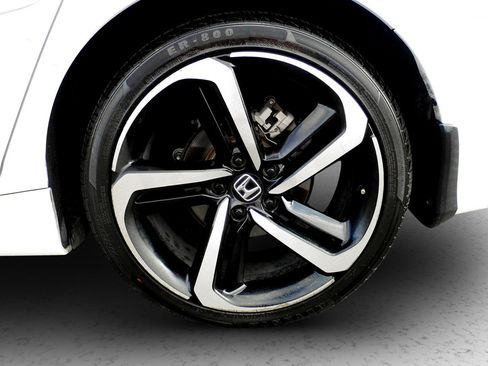 Used 2022 Honda Accord Sport image 18