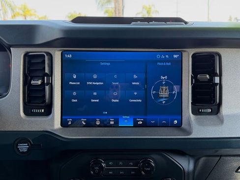 Certified 2024 Ford Bronco Outer Banks AWD/4WD image 25