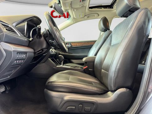 Used 2016 Subaru Outback 3.6R Limited AWD/4WD image 13