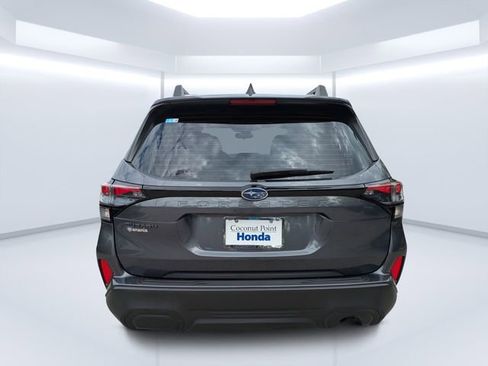 Used 2025 Subaru Forester image 4