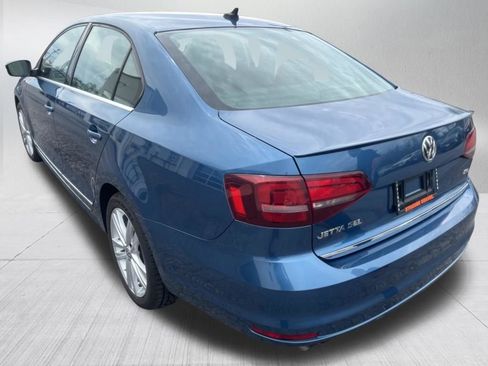 Used 2017 Volkswagen Jetta SEL FWD image 7