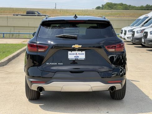 Used 2024 Chevrolet Blazer LT w/ Convenience Package AWD/4WD image 7