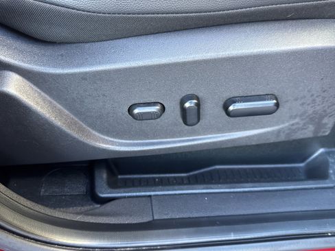 Used 2019 Ford Escape Titanium w/ U9j03 - Titanium Tow Package image 15