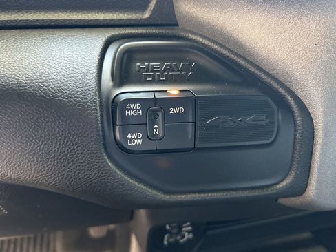 Used 2021 RAM 2500 Tradesman w/ Chrome Appearance Group image 48