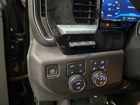Used 2024 Chevrolet Silverado 2500 LTZ w/ LTZ Plus Package AWD/4WD image 37