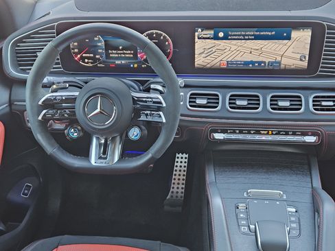Certified 2025 Mercedes-Benz GLE 53 AMG 4MATIC image 27