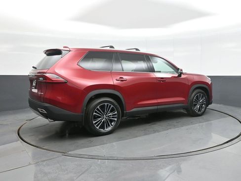 Certified 2026 Toyota Grand Highlander MAX Platinum image 7