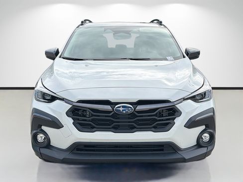 Used 2024 Subaru Crosstrek 2.5i Limited w/ Crosstrek Mirror Package AWD/4WD image 8