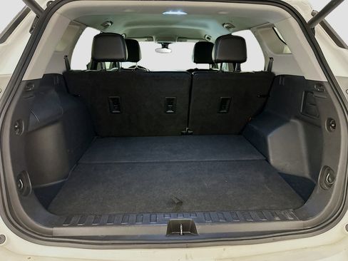 Used 2022 GMC Terrain SLT AWD/4WD image 30