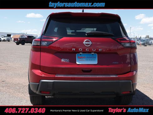 New 2026 Nissan Rogue SV w/ Cold Weather Package AWD/4WD image 39