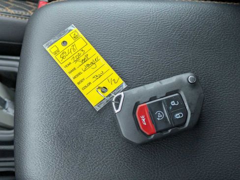 Used 2023 Jeep Wrangler Unlimited Sahara image 36