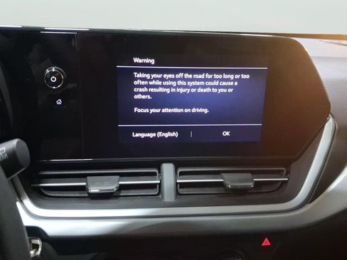 Used 2024 Chevrolet Trax LS w/ Driver Confidence Package image 12