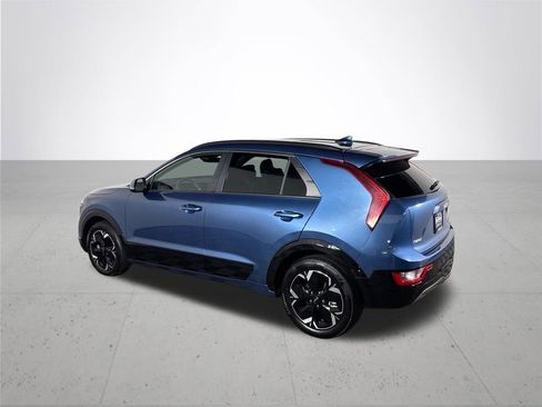 Certified 2023 Kia Niro Wind FWD image 9
