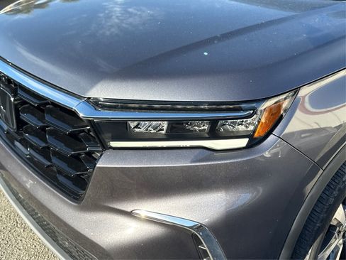 Used 2024 Honda Pilot Elite image 16