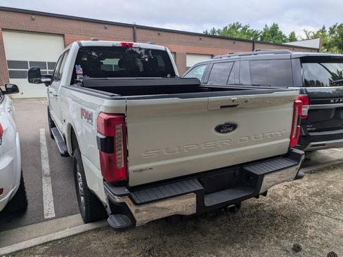 Certified 2025 Ford F250 Lariat w/ Chrome Package AWD/4WD image 7