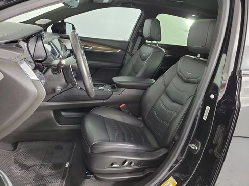 Certified 2023 Cadillac XT5 Sportv w/ Platinum Package AWD/4WD image 18